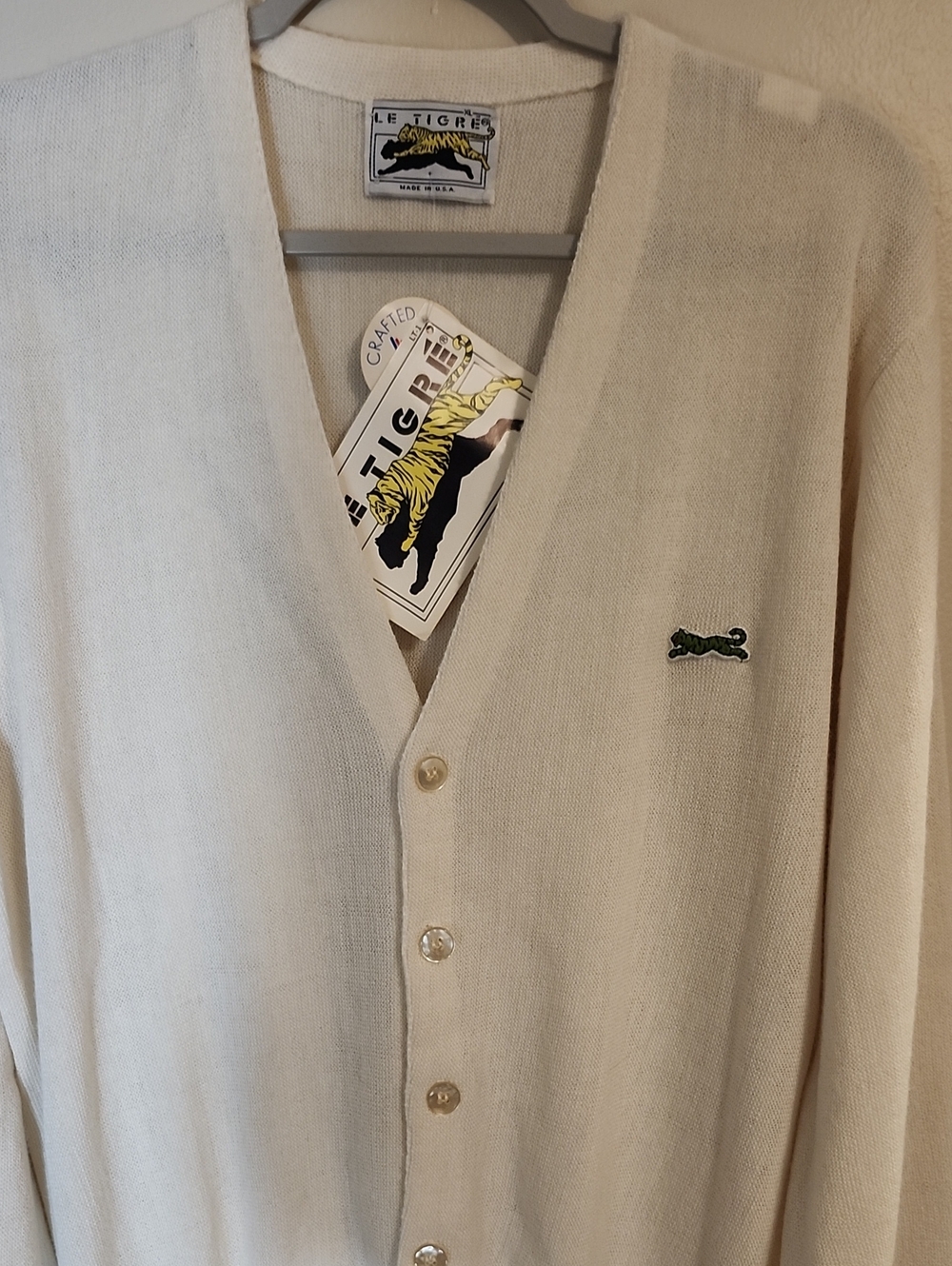 Le Tigre Men's Cream V-Neck Button Cardigan - Picture 10 of 12
